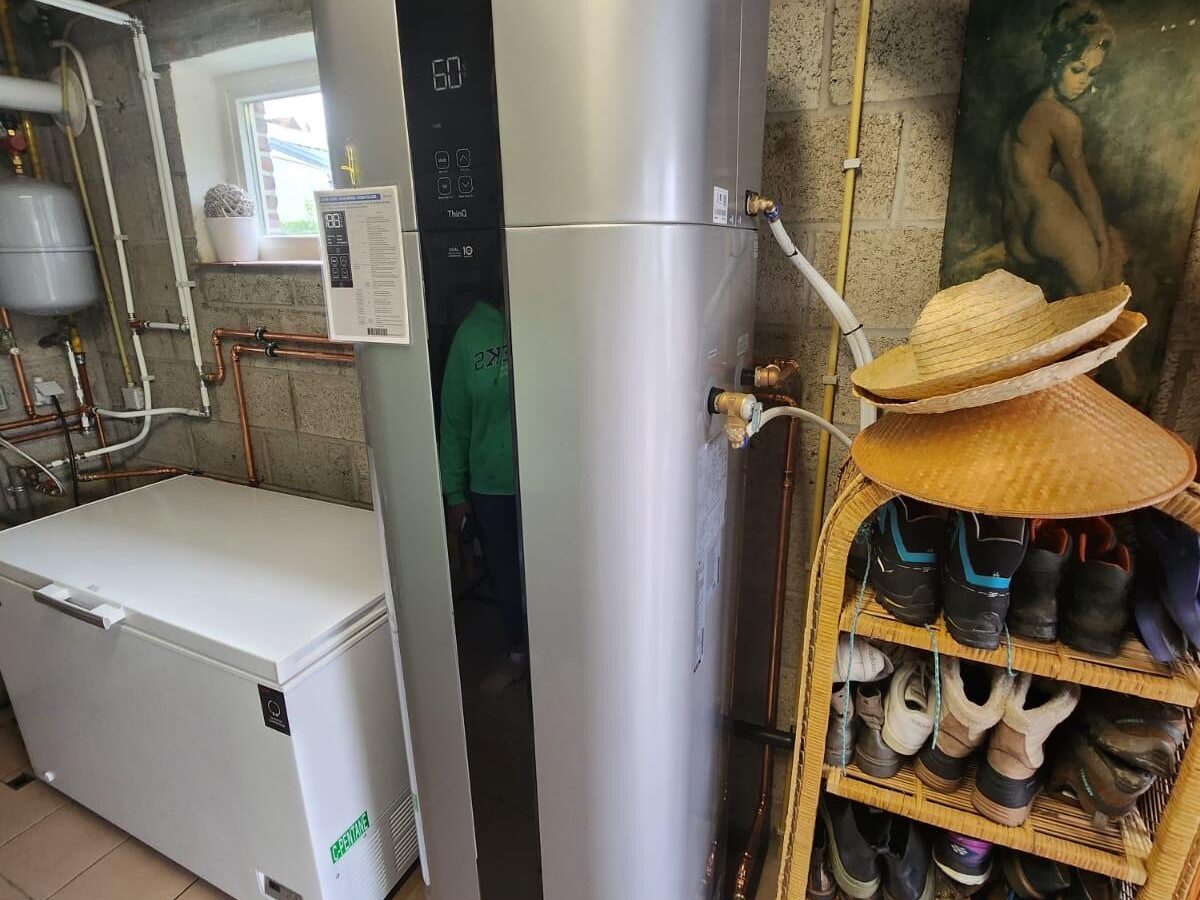 LG warmtepomp binnenunit — Edegem