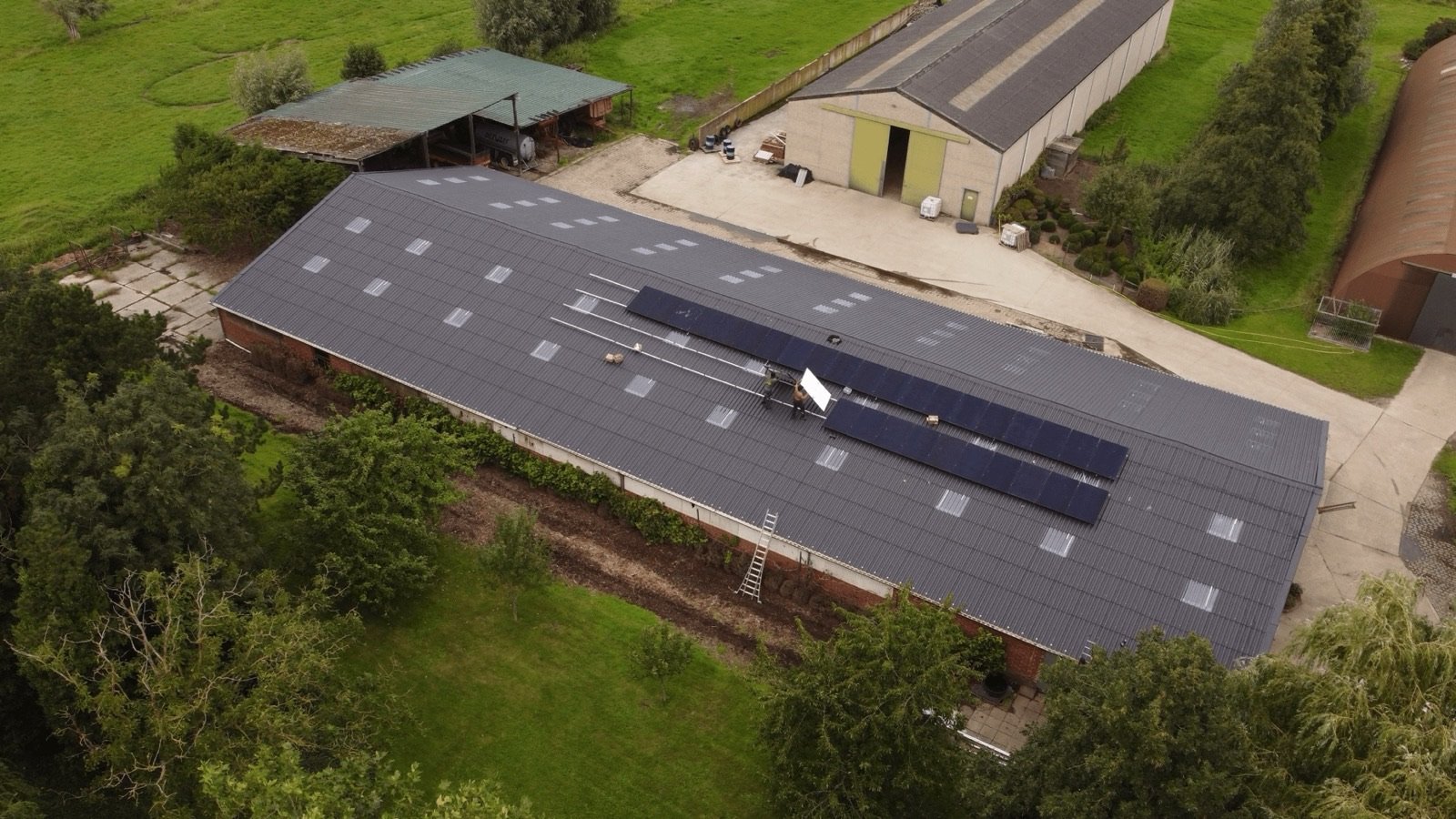 Zonnepanelen — Lennik